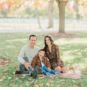 Meet your Posher, Elizabeth